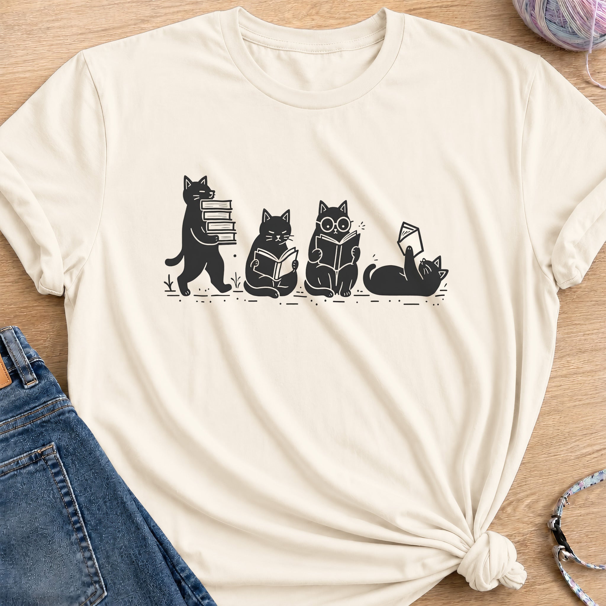 Readers T-Shirt — Natural