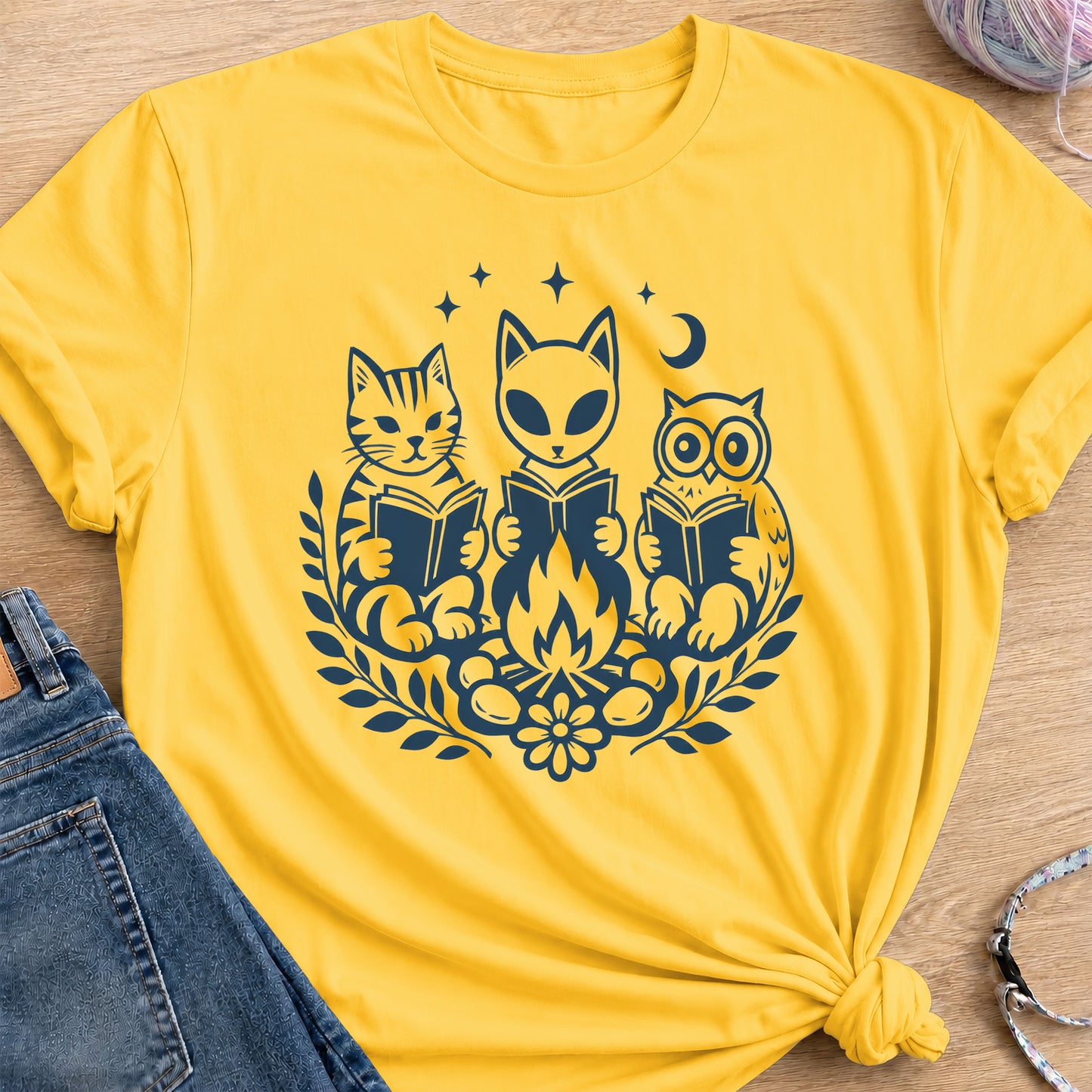 Book Club T-Shirt — Daisy